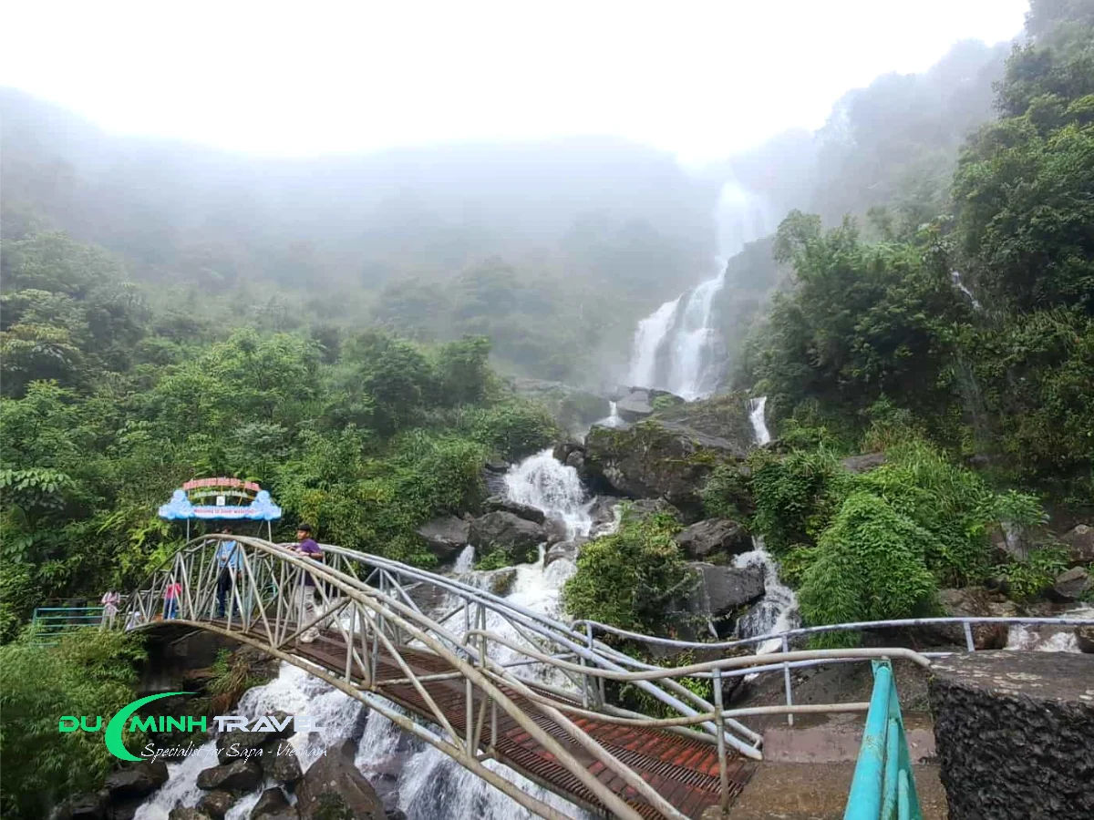 History and Local Legends Behind Silver Waterfall