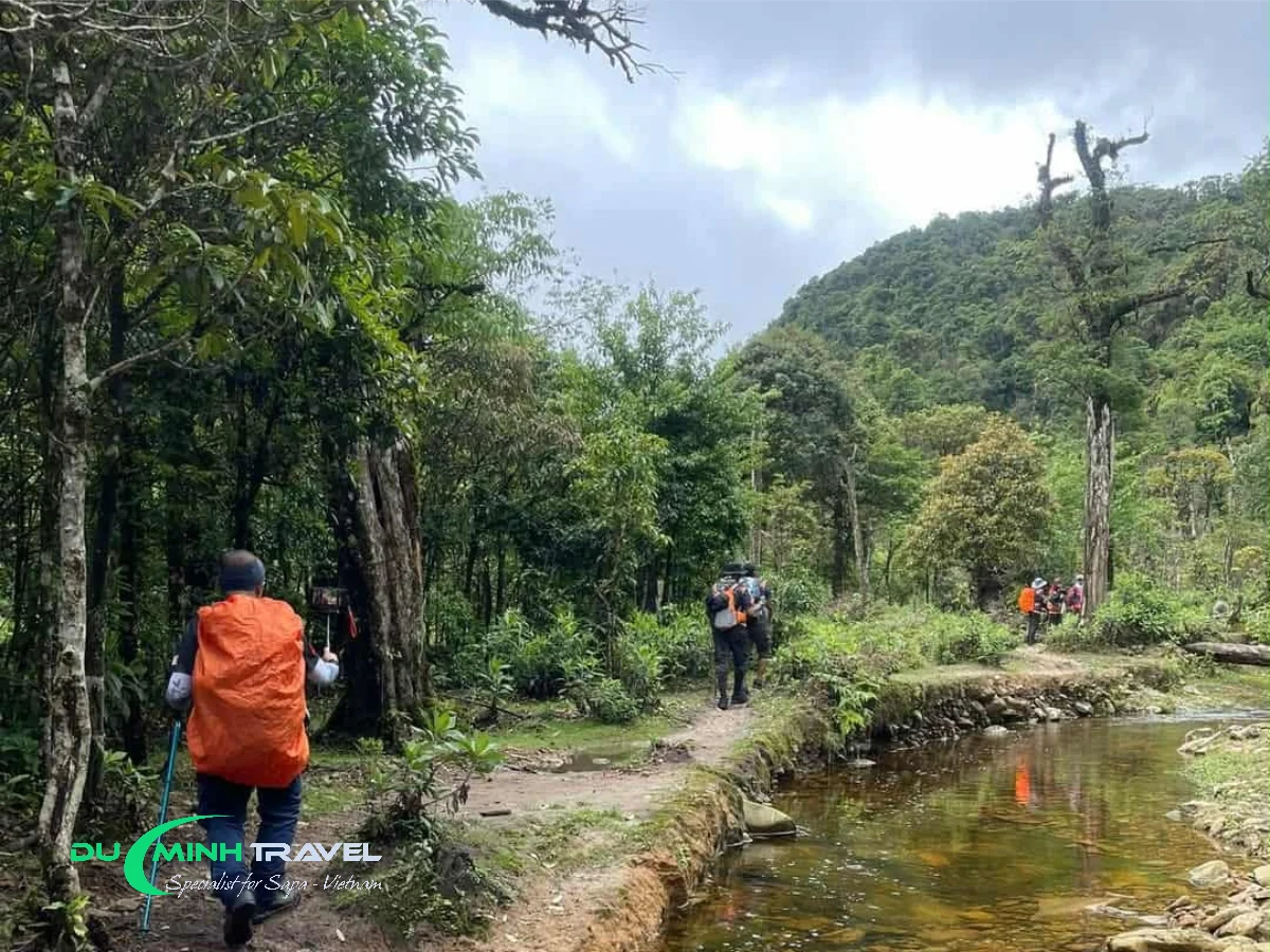 Ideal Weather for Trekking and Sightseeing