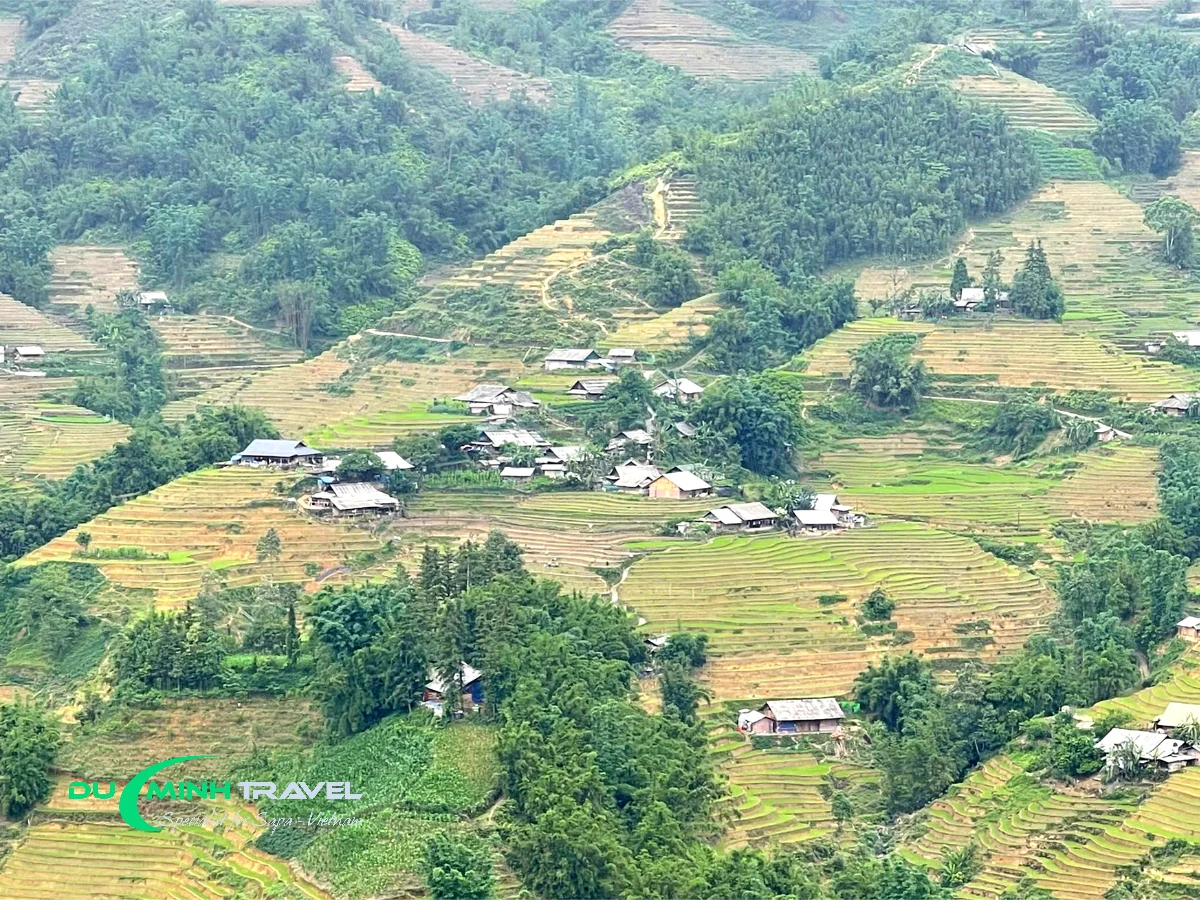 Y Linh Ho Village Located
