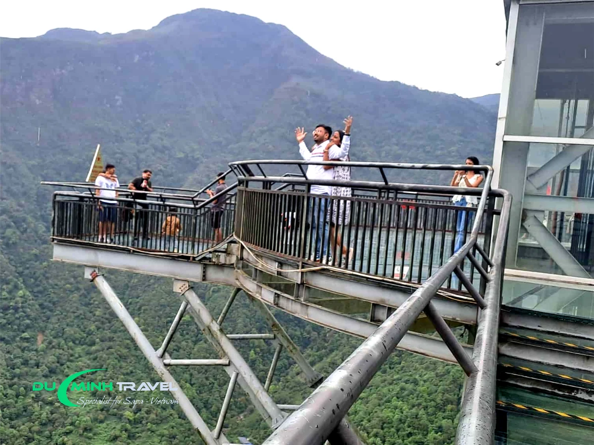 Where Is the Sapa Glass Bridge Located