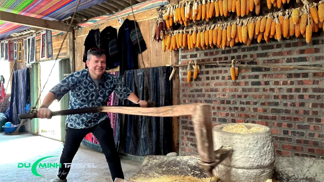 top-rated-sapa-tour-3d2n-trekking-local-lif-1